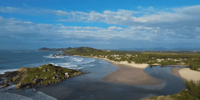 Praia da barra garopaba sc