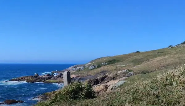 Trilha casqueiro praia vigia