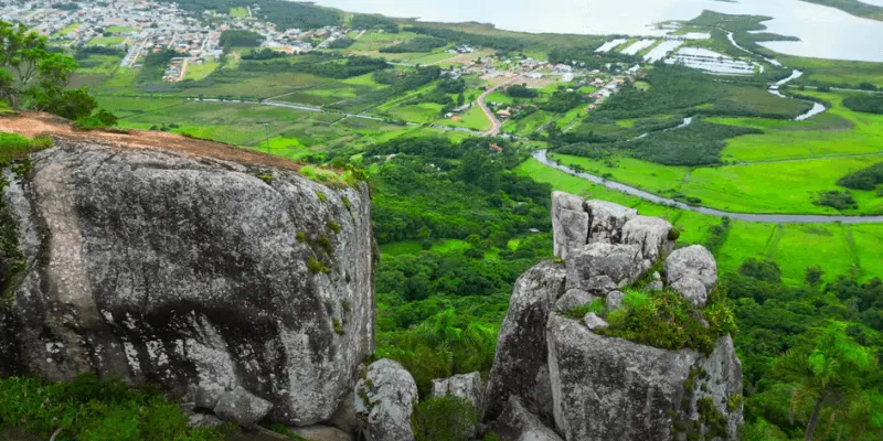Trilha da pedra branca em aropaba